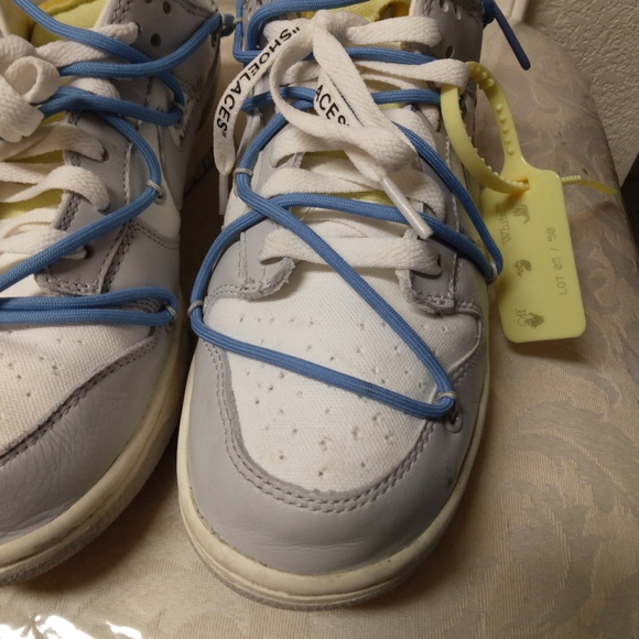 05 50 retro dunks main image 7